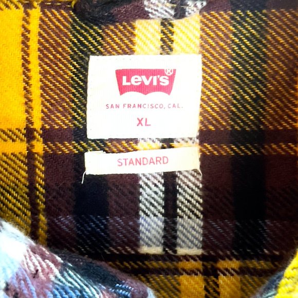 Levi's Jackson Worker Shirt in Andrusia Golden Yellow (XL) - Picture 8 of 9